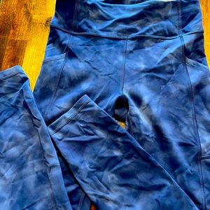 Lululumon compression tights 6
